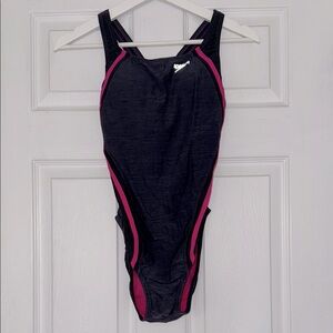 Speedo One-Piece Swimsuit NWOT